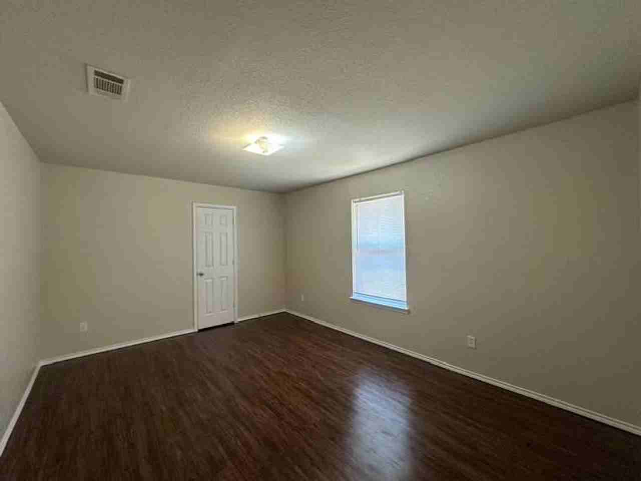 4300 Larry Don Ln - Photo 7 of 27