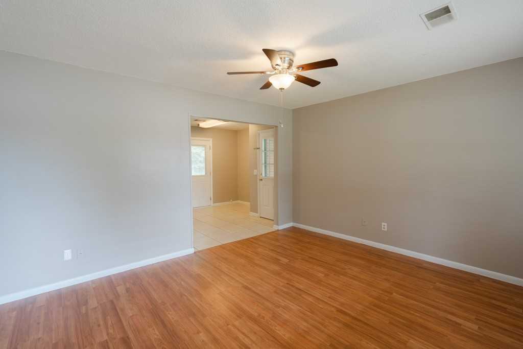 174 Sequoia Cir #1 - Photo 4 of 27