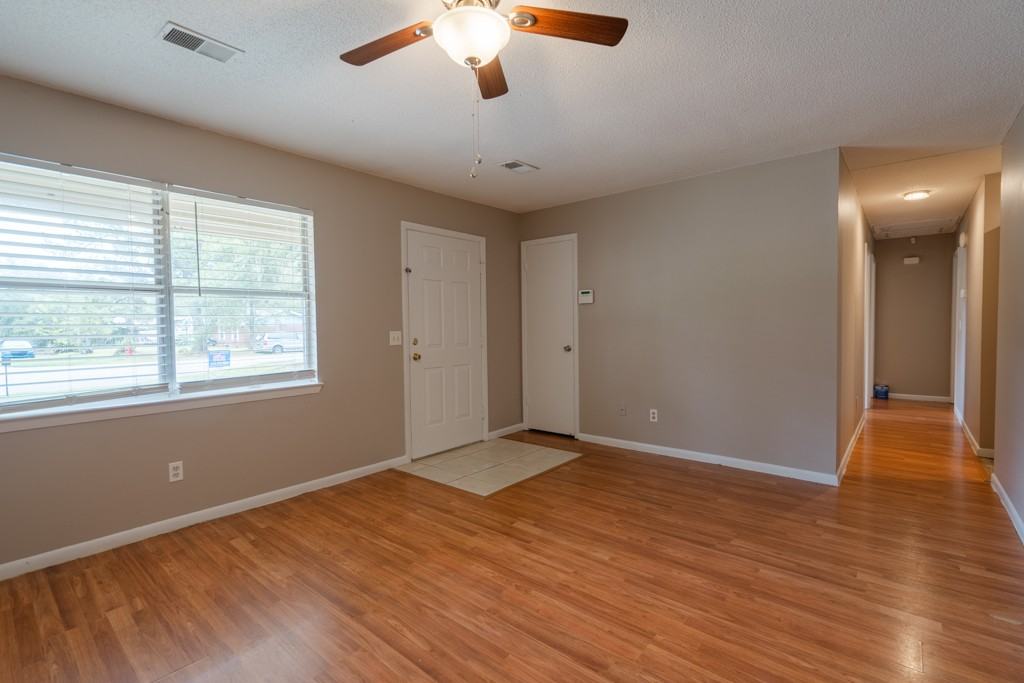 174 Sequoia Cir #1 - Photo 7 of 27
