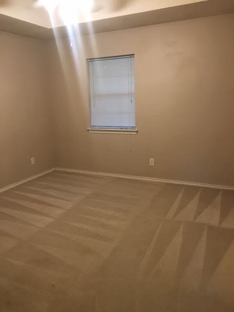 380 Anderson Rd - Photo 3 of 7