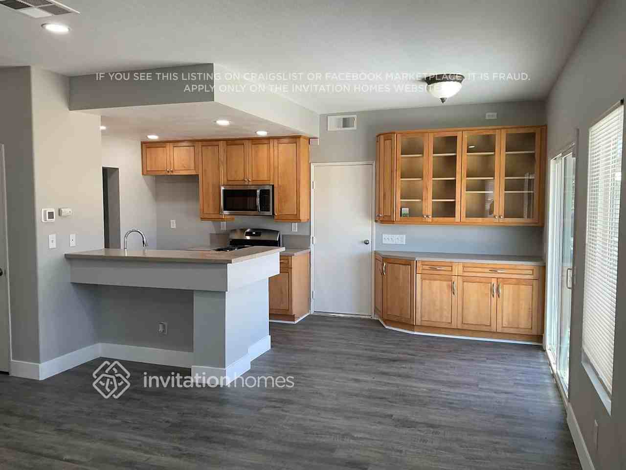 45024 Muirfield Dr - Photo 7 of 16