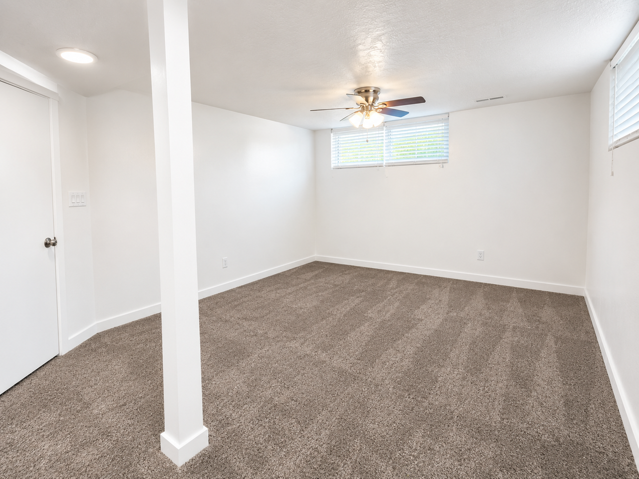 291 E 1500 S - Photo 4 of 7