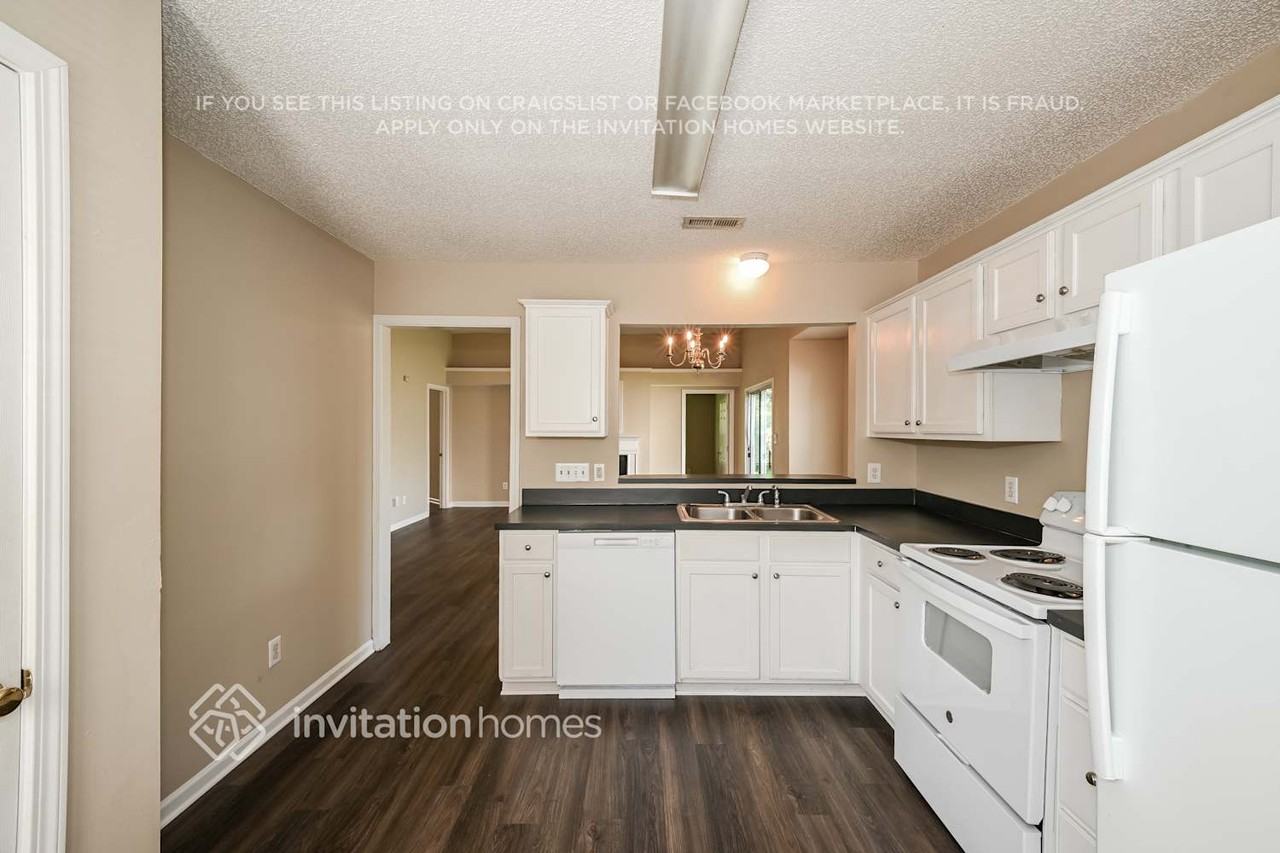 5215 Timbertop Ln - Photo 7 of 17