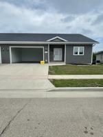 featured image of 2685 Millstone Dr #1