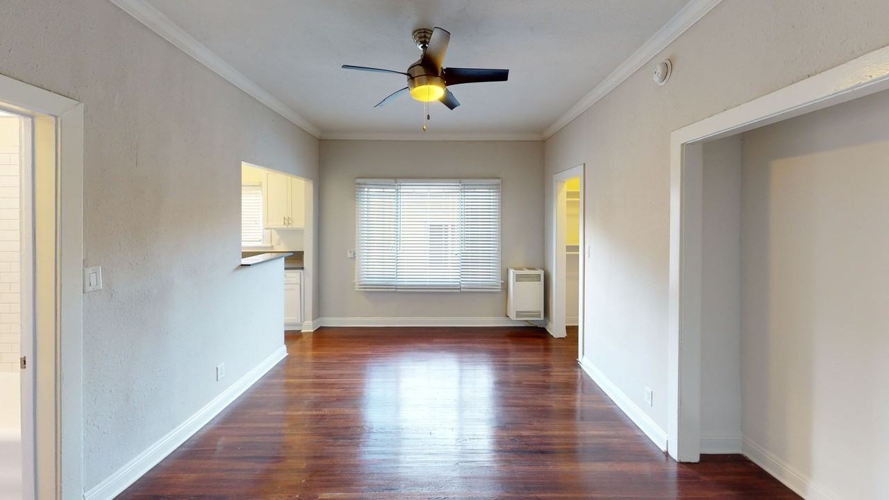 Casa Bonita Apartments...Gorgeous Newly Remodeled Apartments...Hardwood Floors! - Photo 2 of 7