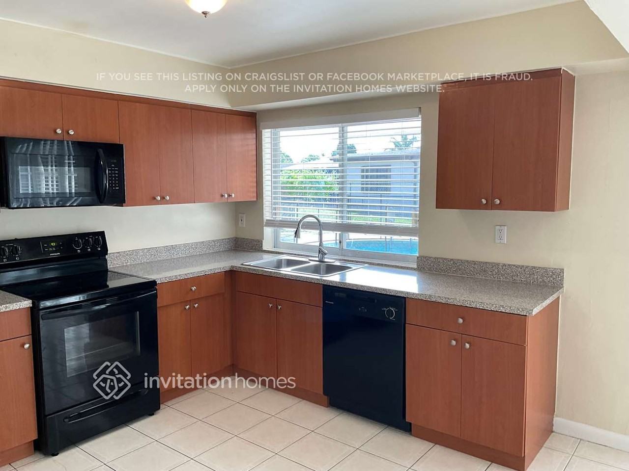 15755 Sw 105th Ct - Photo 7 of 21