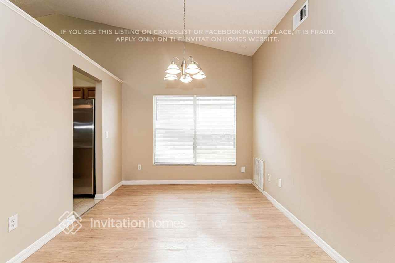 12535 Newfield Dr - Photo 6 of 17