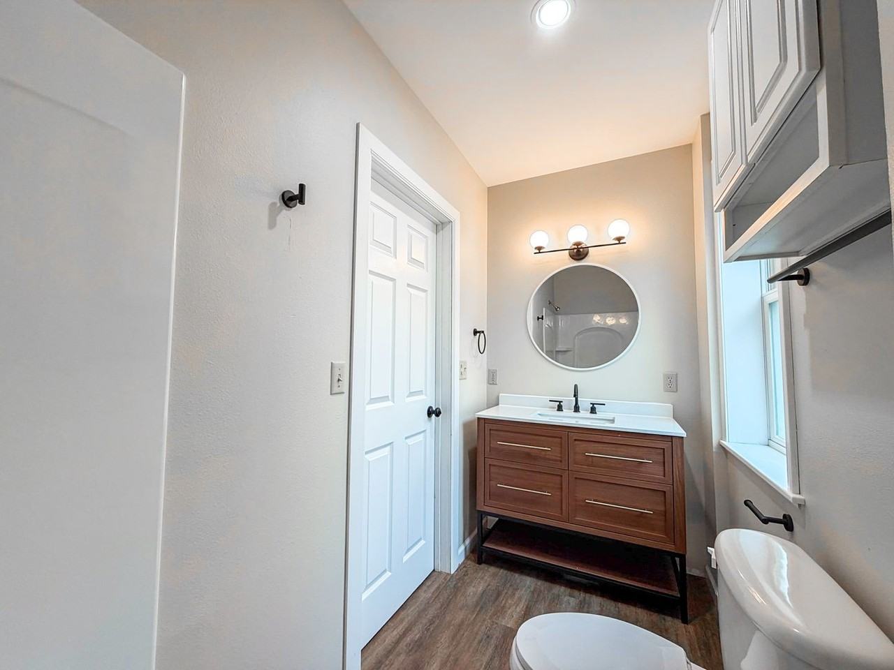 403 West Ave S - Photo 2 of 11