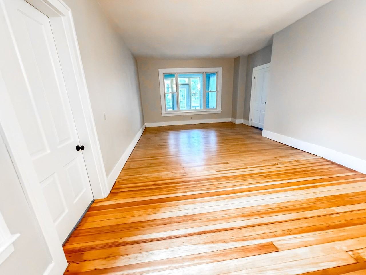 403 West Ave S - Photo 7 of 11