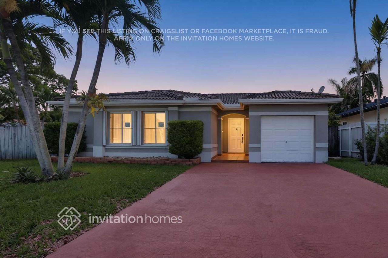 17532 Sw 137th Ct - Photo 3 of 19