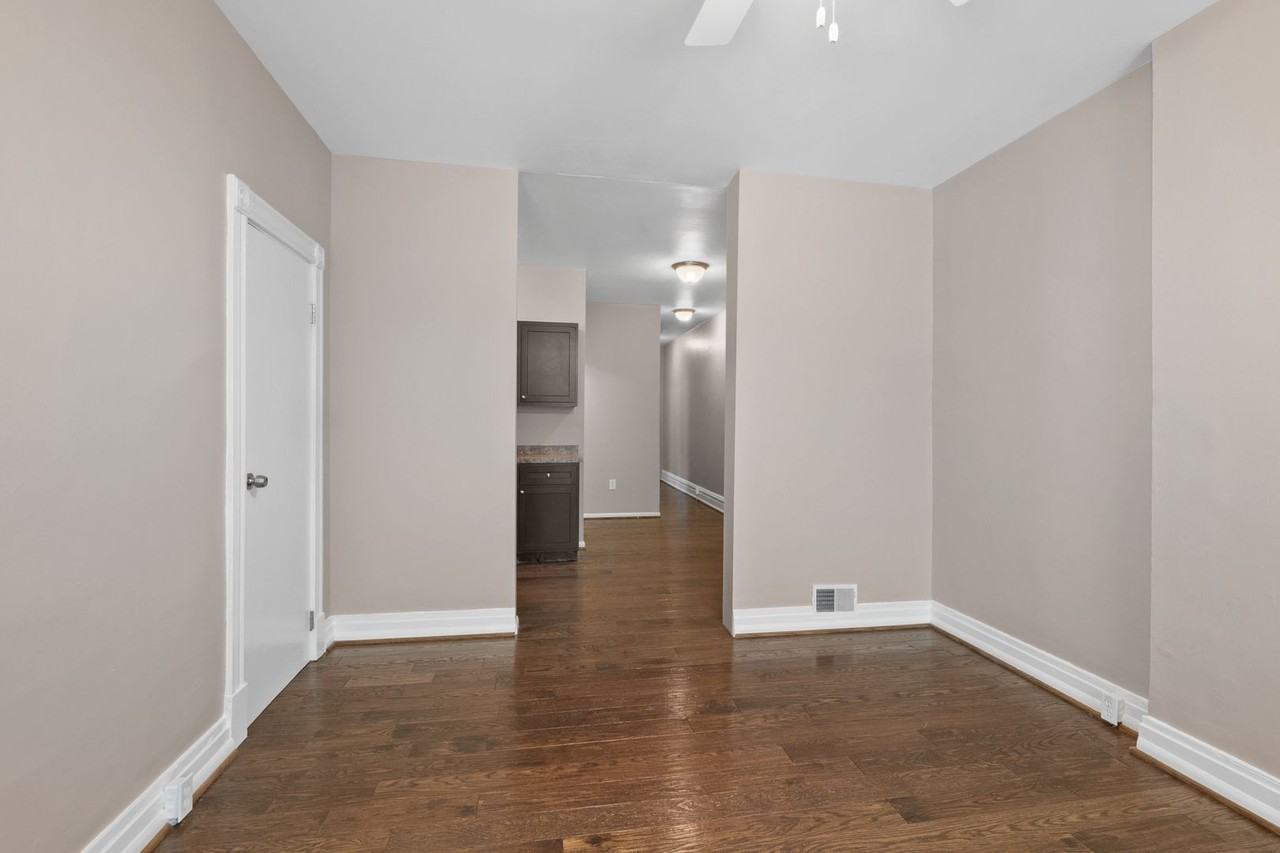 4061 Hartford St - Photo 4 of 18