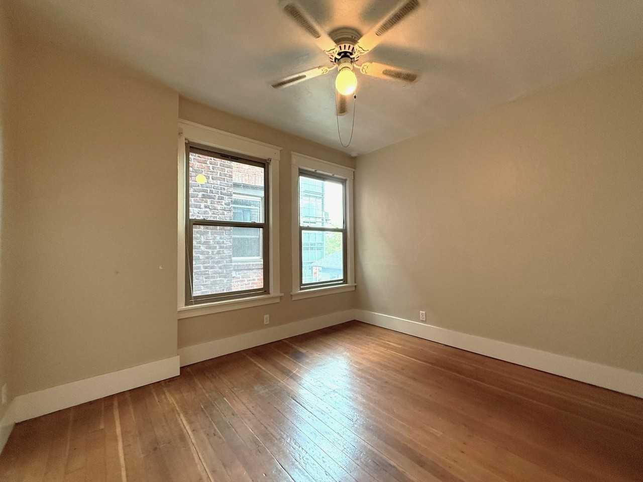 Taft Apartments - Photo 3 of 25