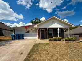 featured image of 408 Redbud Cir