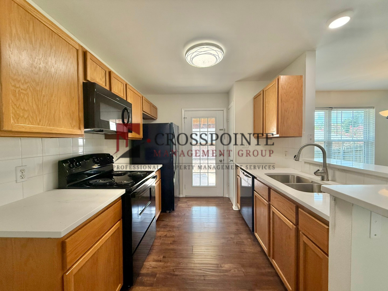 408 Redbud Cir - Photo 6 of 24