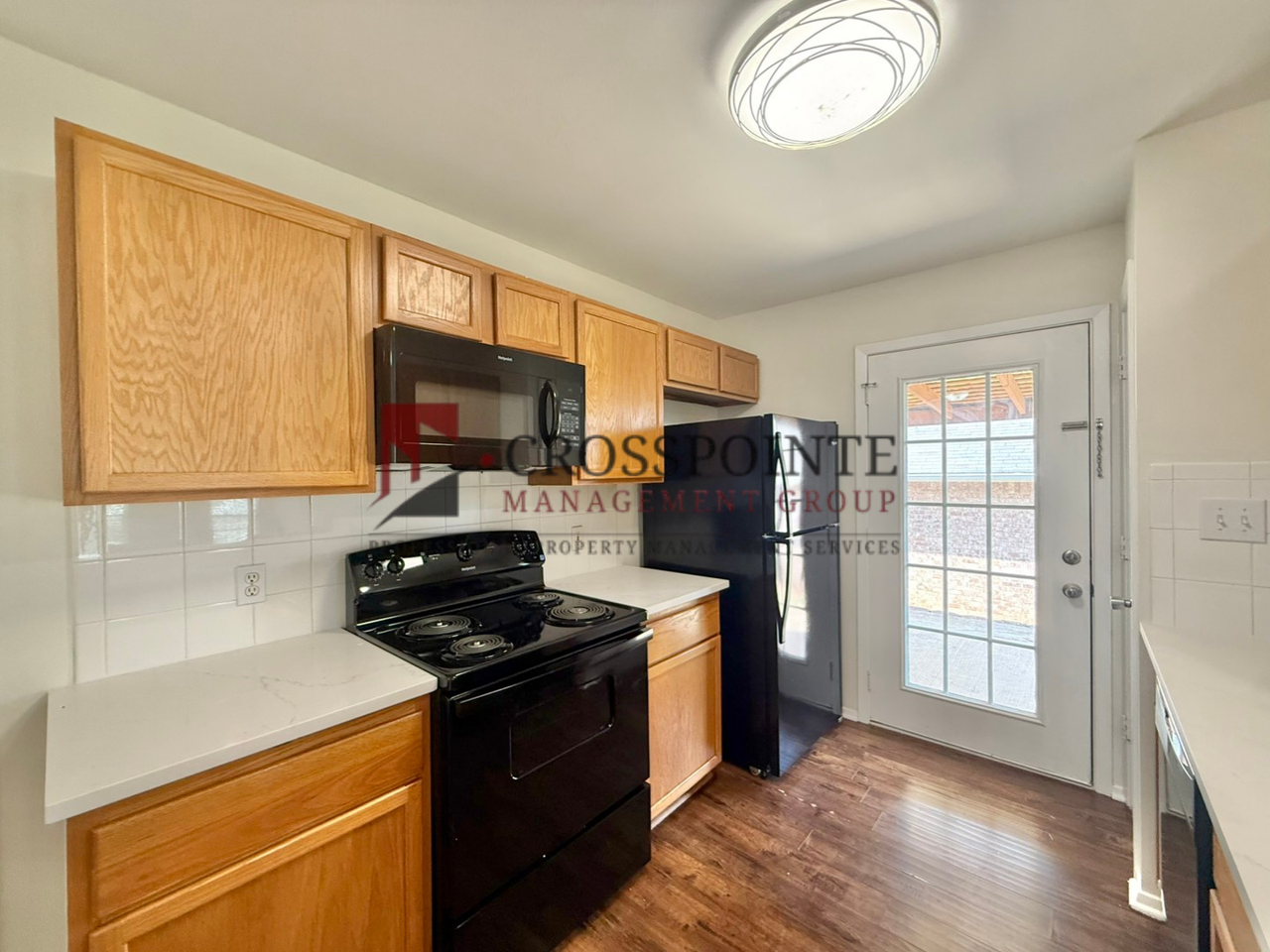 408 Redbud Cir - Photo 7 of 24