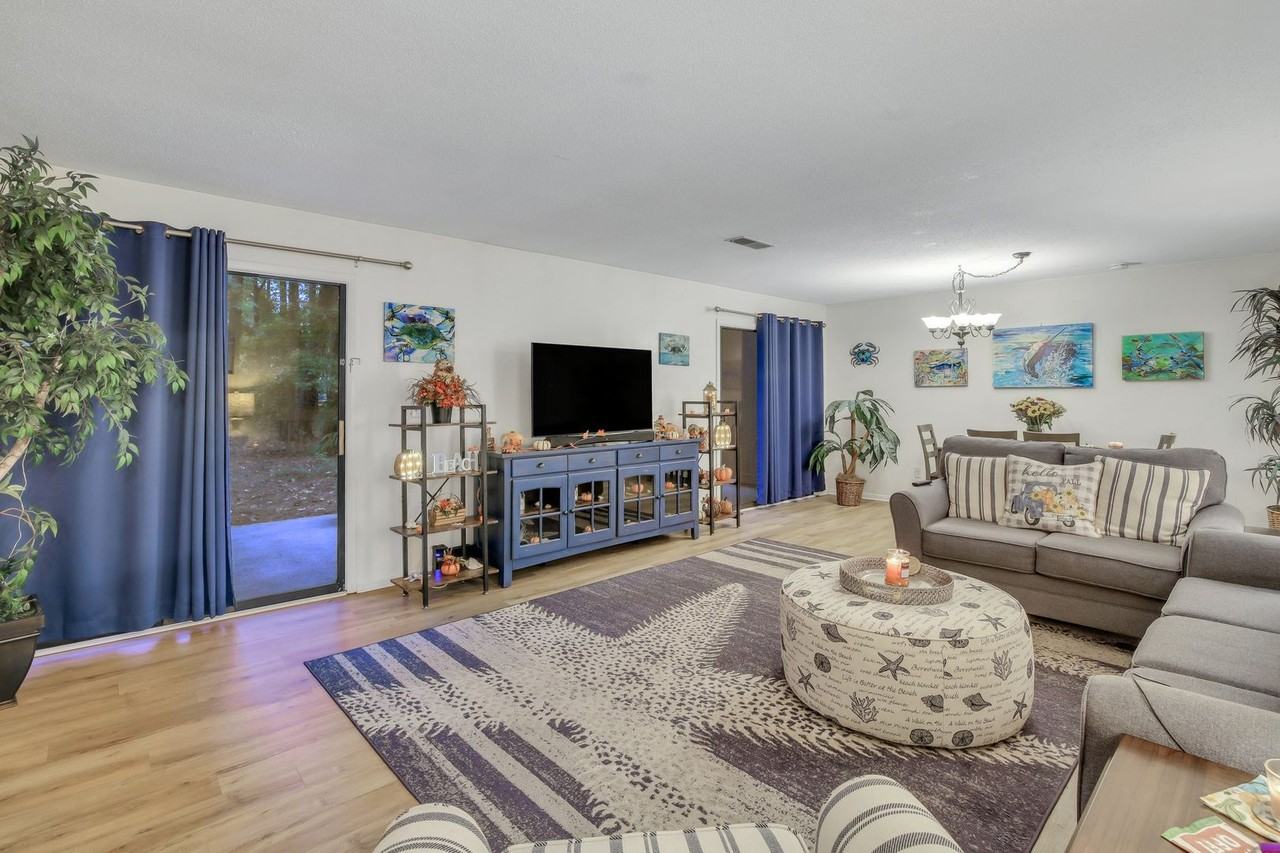 7 Windflower Ct - Photo 4 of 9