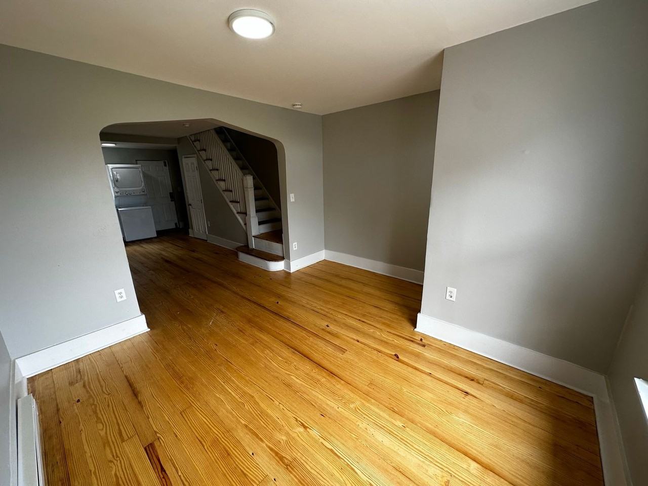 1126 N Union St - Photo 4 of 18