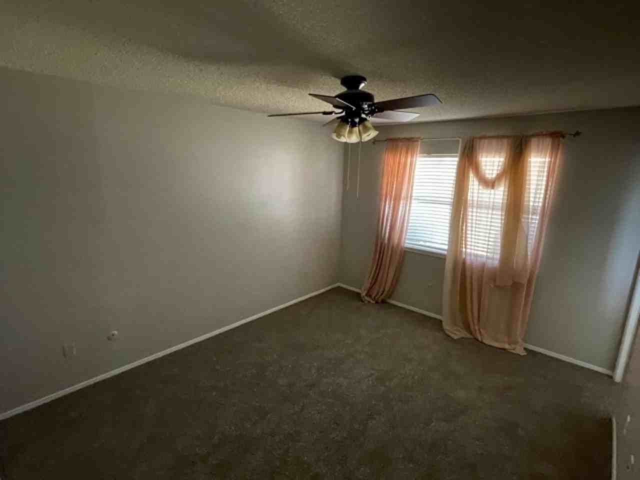 2304 W Bullock Ave - Photo 7 of 15