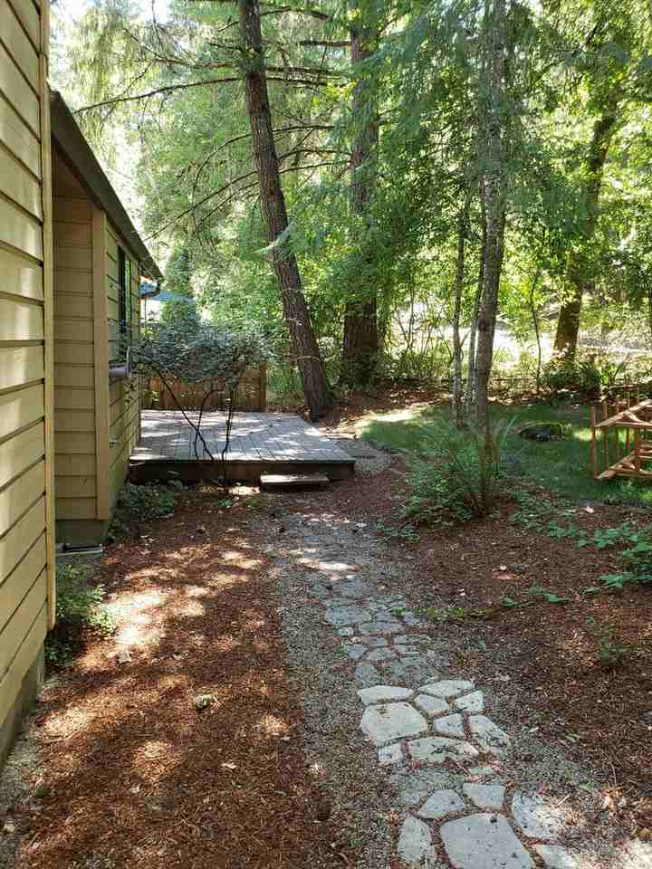 2972 Riverview St - Photo 4 of 23