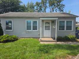 featured image of 7736 Beech Ave