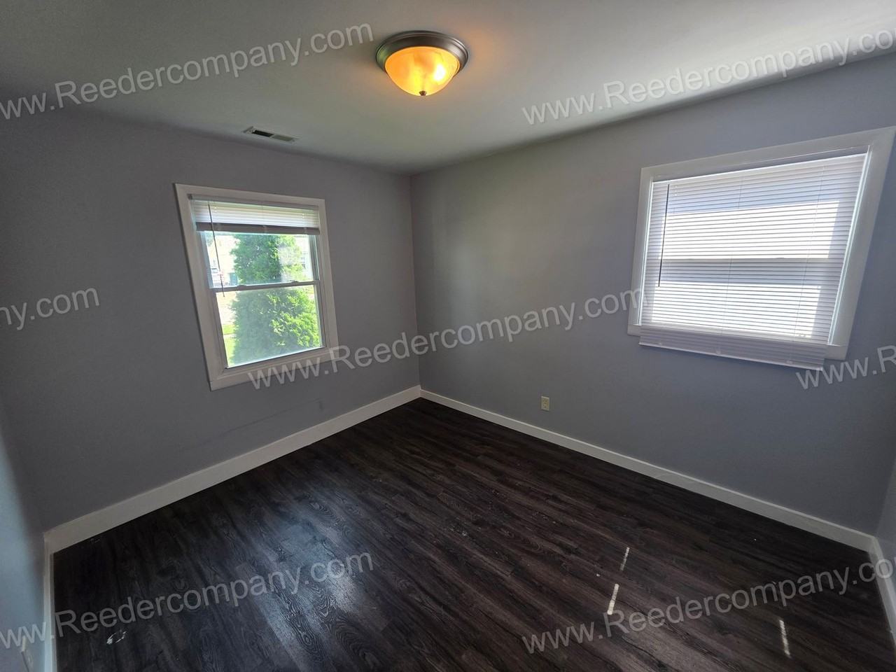 7736 Beech Ave - Photo 6 of 13