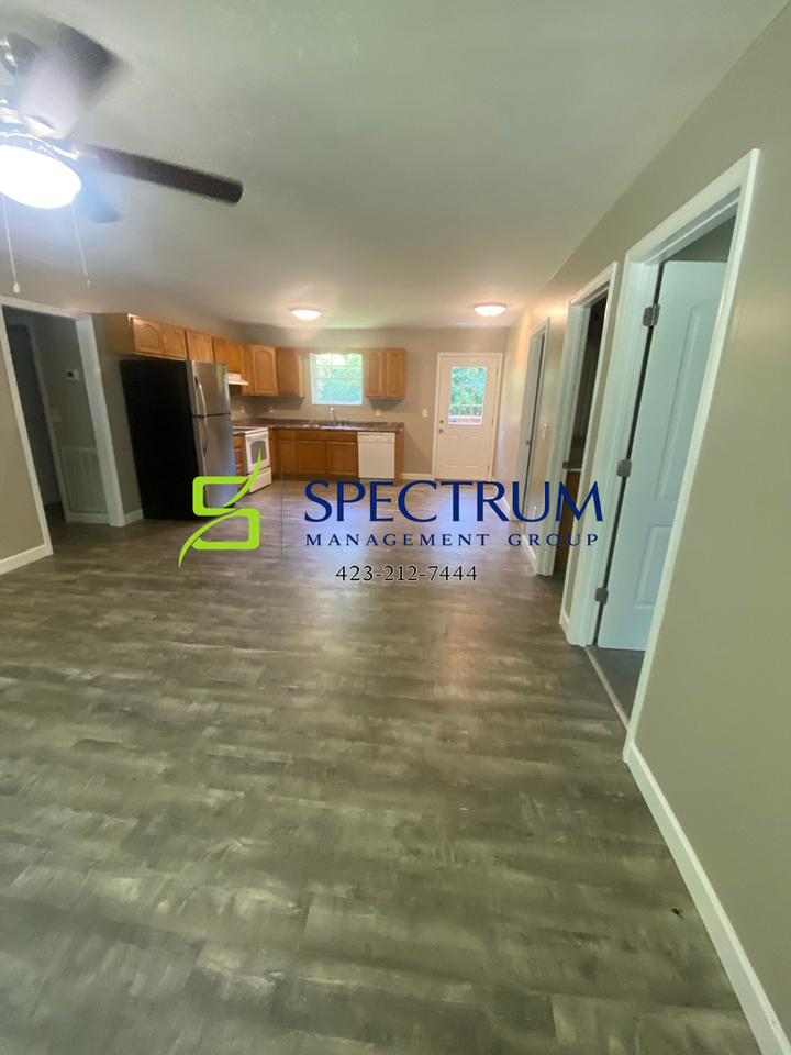 531 Shellbark Rd - Photo 3 of 12