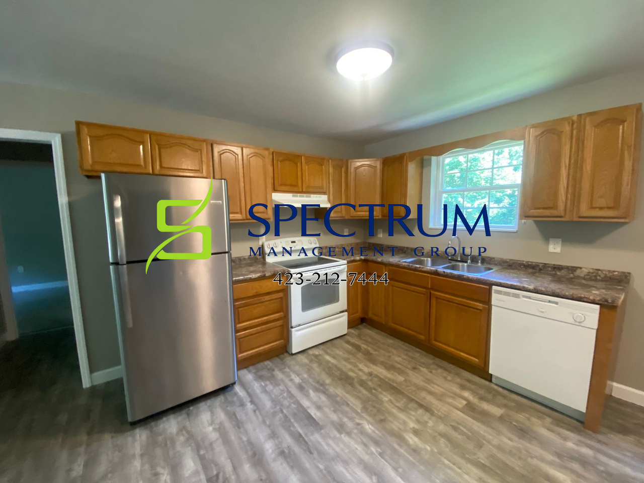 531 Shellbark Rd - Photo 4 of 12
