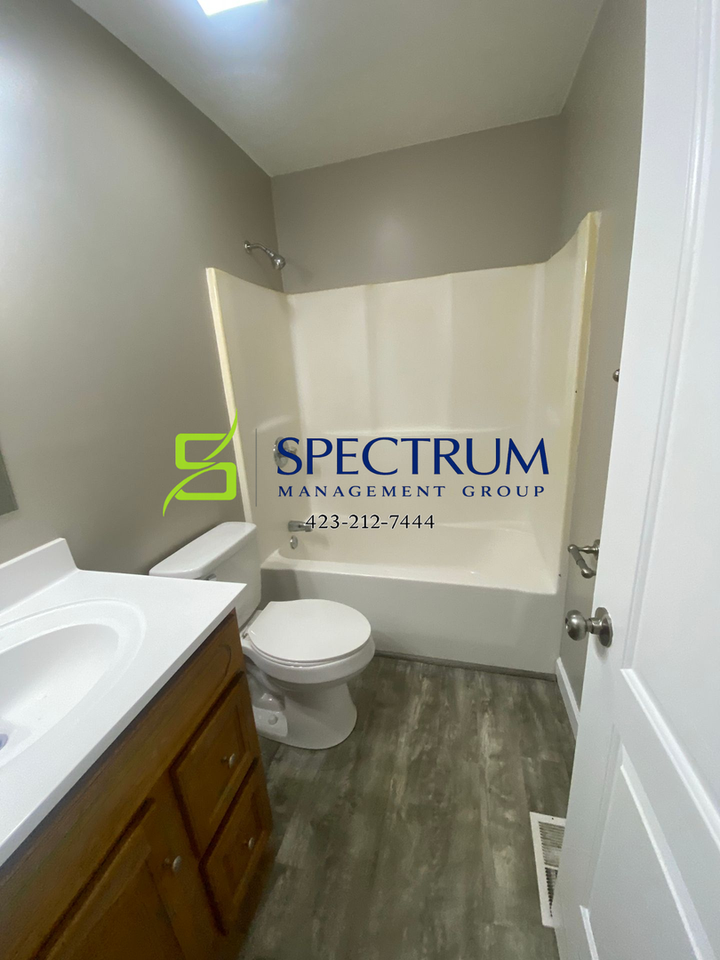 531 Shellbark Rd - Photo 5 of 12