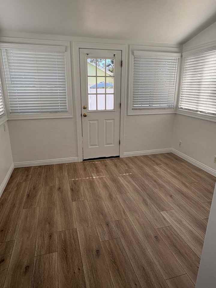 810 Campus Ave #1 - Photo 6 of 15