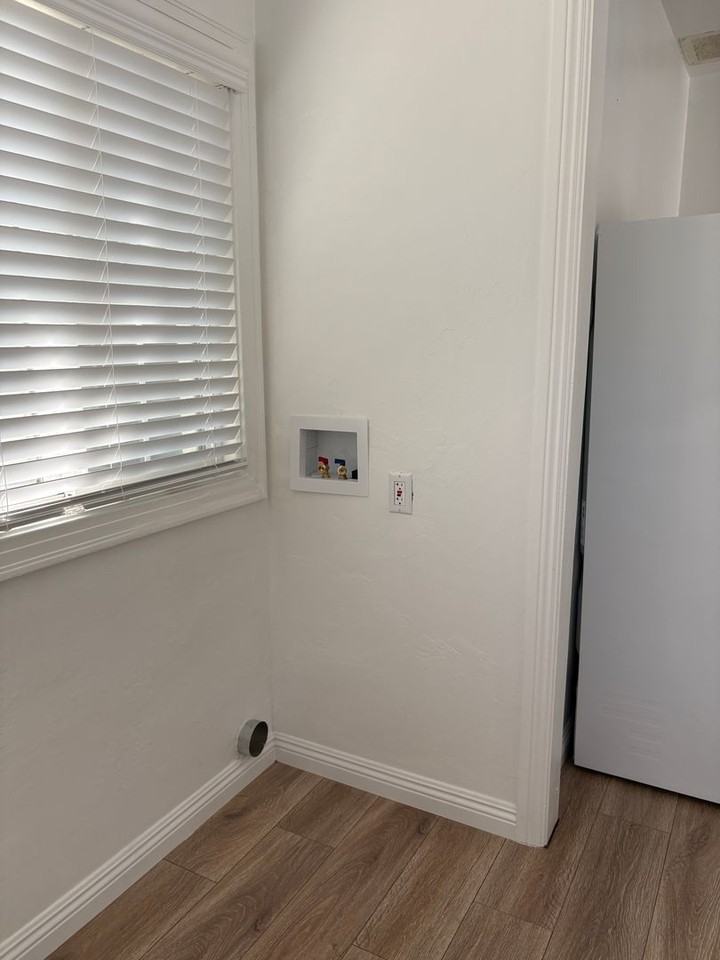 810 Campus Ave #1 - Photo 7 of 15