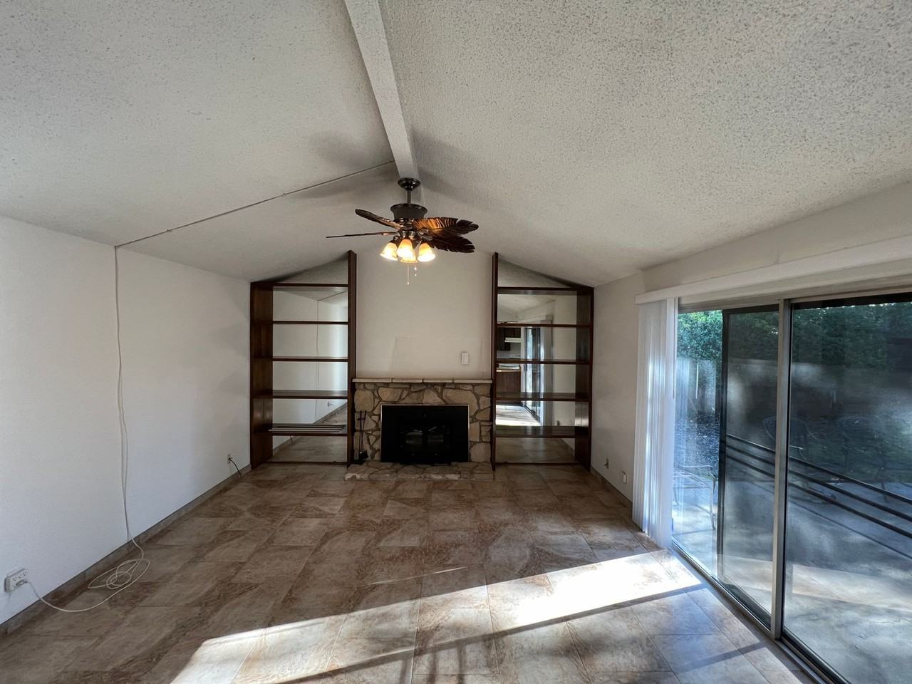 8224 Canyon Oak Dr - Photo 6 of 12