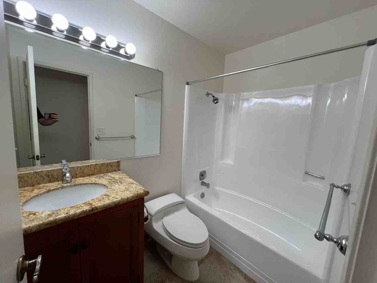 8224 Canyon Oak Dr - Photo 7 of 12
