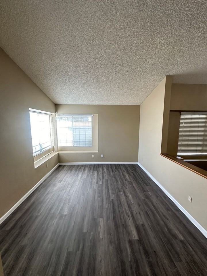 6308 Quaking Aspen St - Photo 3 of 18