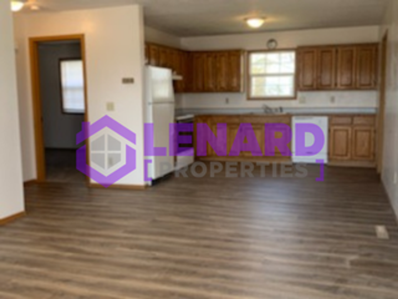1841 E Laverne St - Photo 5 of 10