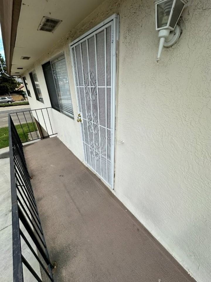 2297 Medallion Dr #4 - Photo 3 of 12