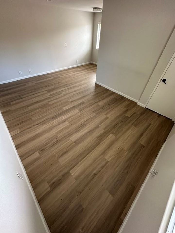 2297 Medallion Dr #4 - Photo 5 of 12