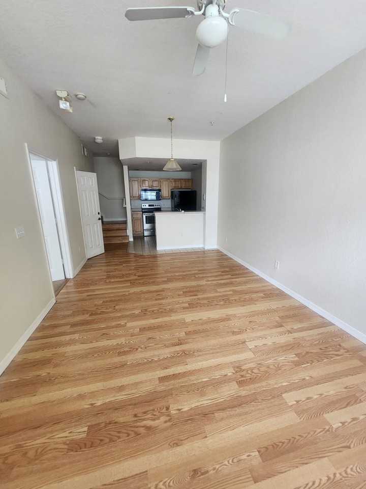 4002 Venetian Bay Dr #1 - Photo 2 of 29