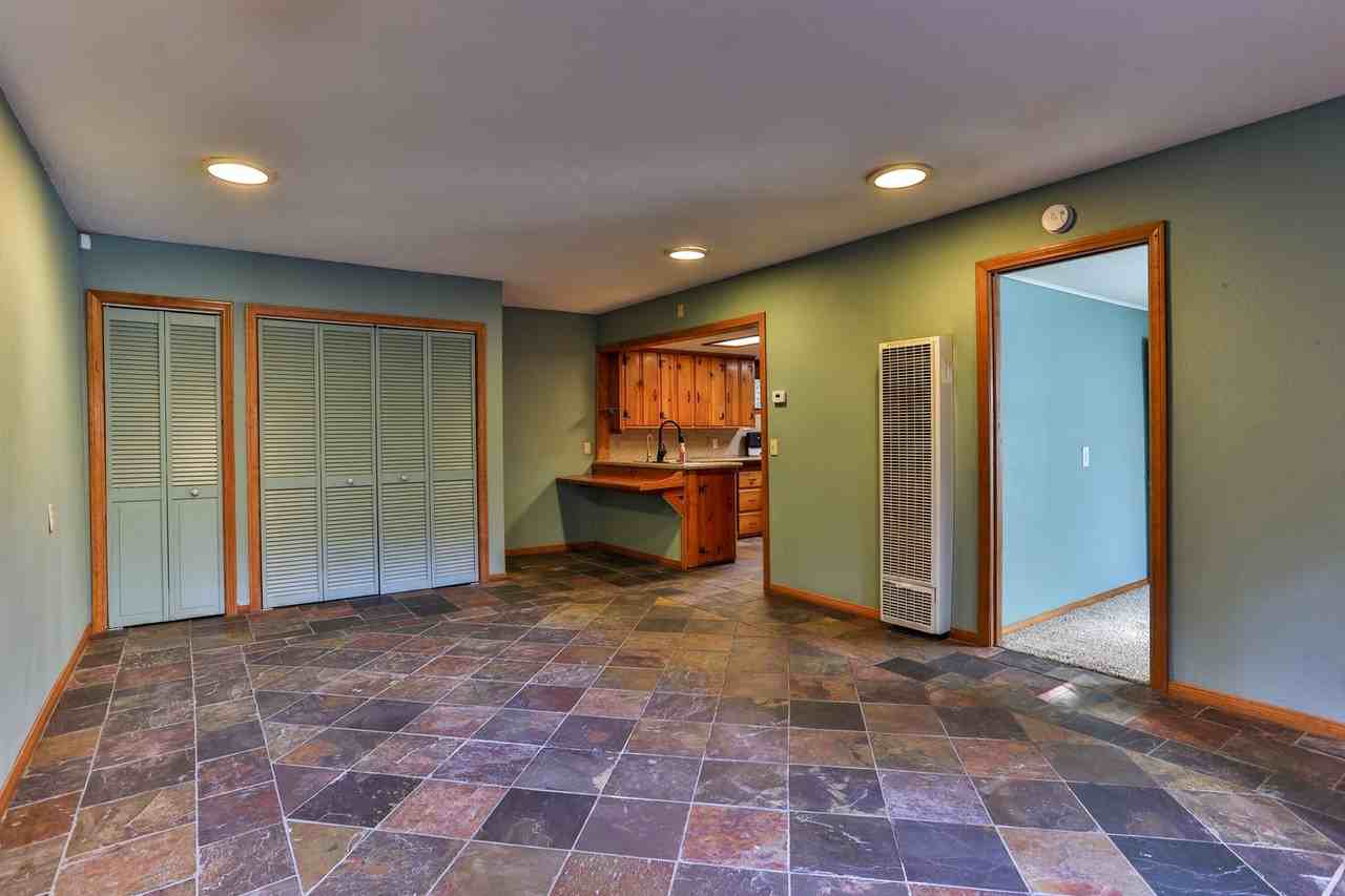 23747 Shady Ln - Photo 7 of 15