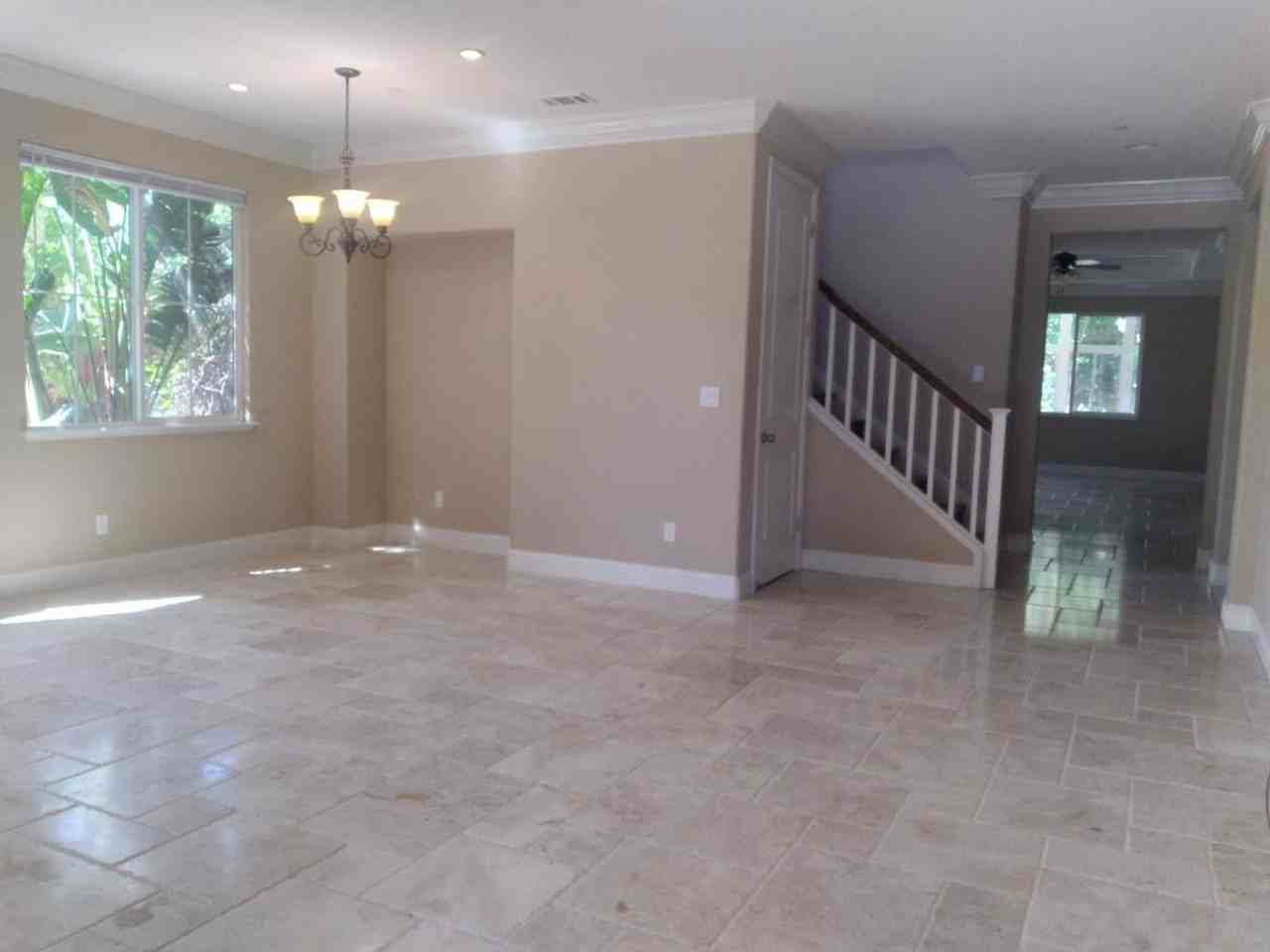 3891 Danbury Way - Photo 5 of 45