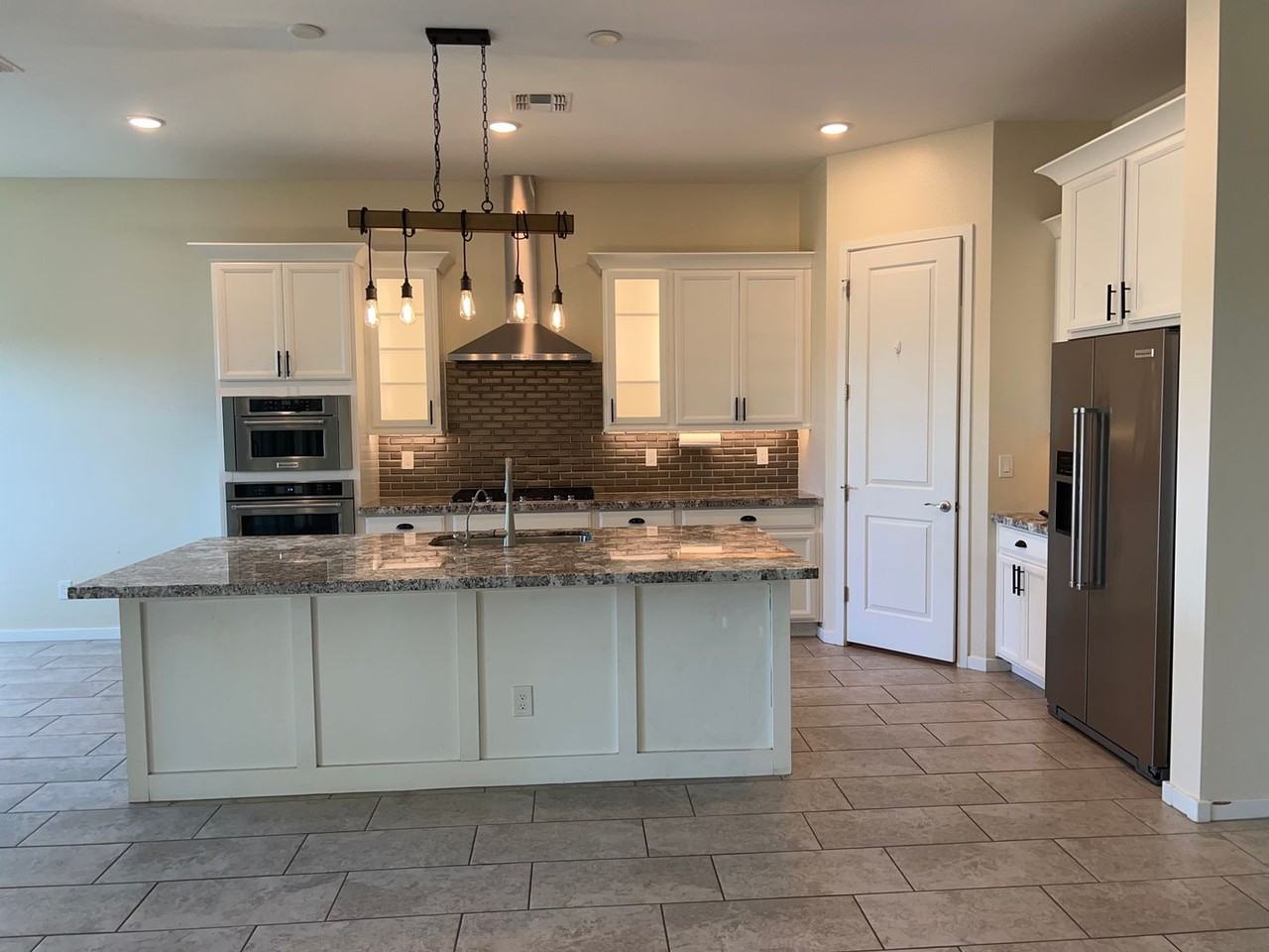 5140 S Springs Pl - Photo 3 of 14