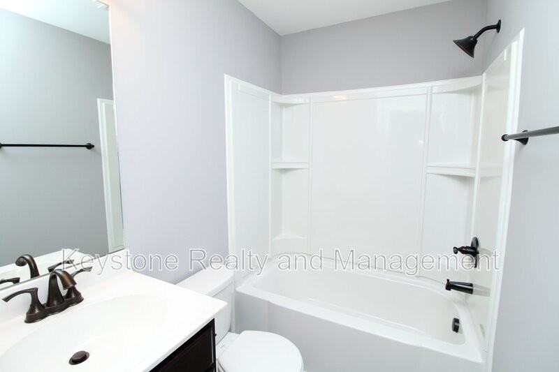 1725 Manning Dr #4 - Photo 6 of 10