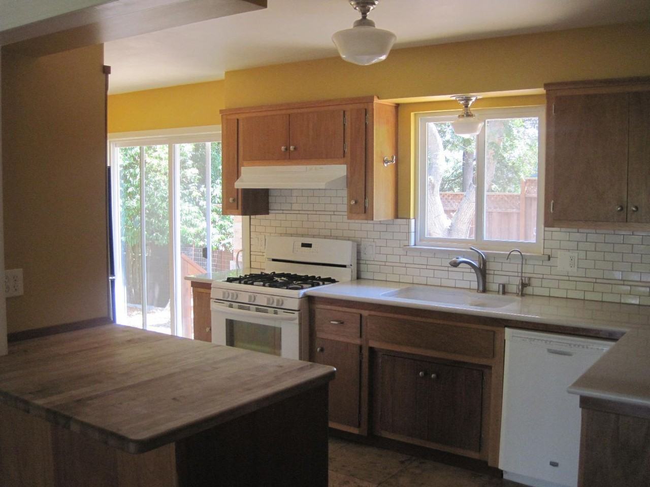 10 Blossom Way - Photo 4 of 16