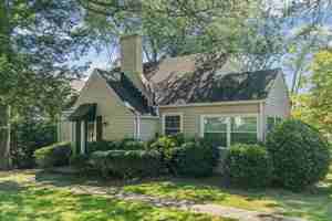 featured image of 301 Euclid Ave