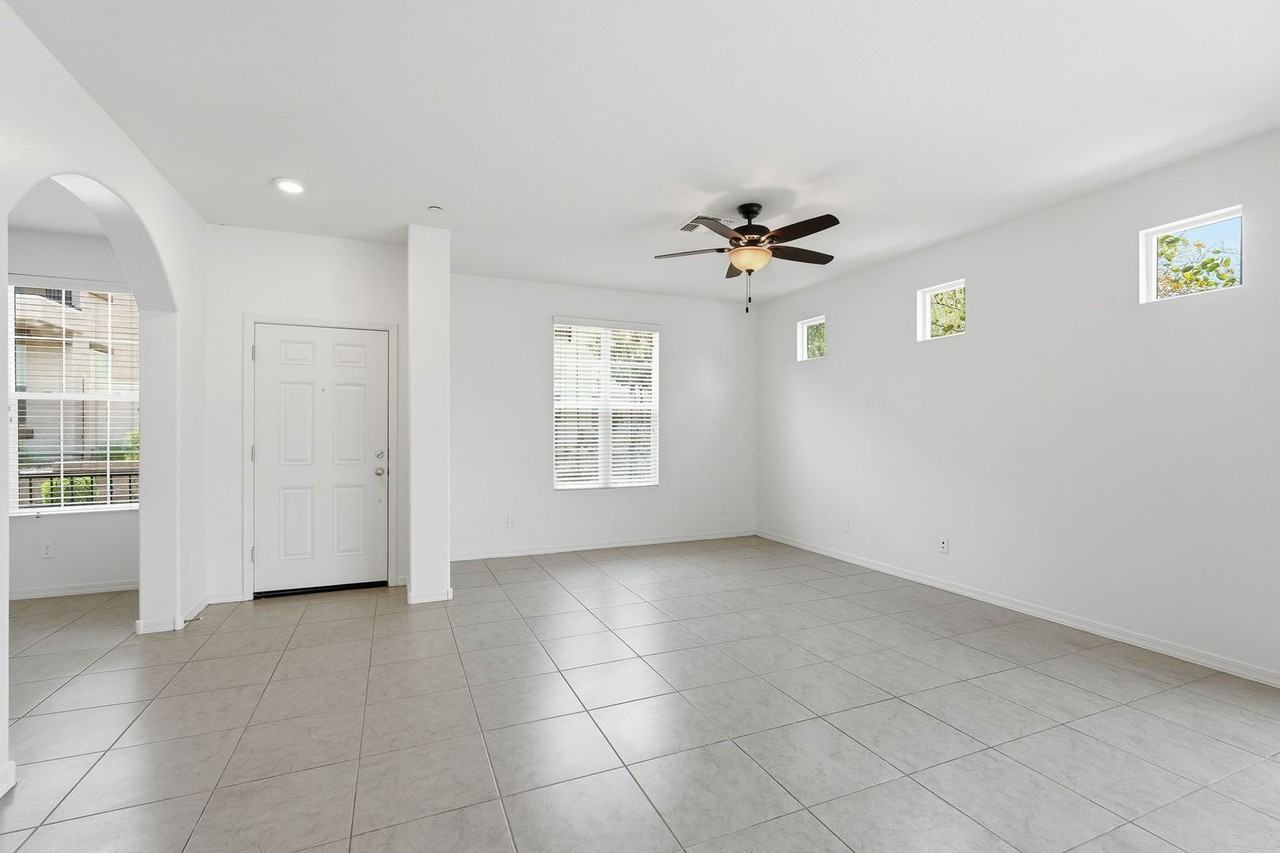 29232 N 123rd Ln - Photo 7 of 50