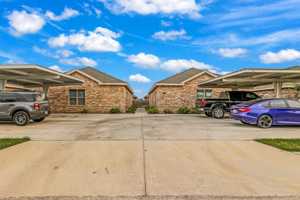 featured image of 2704 E Eisenhower Ave