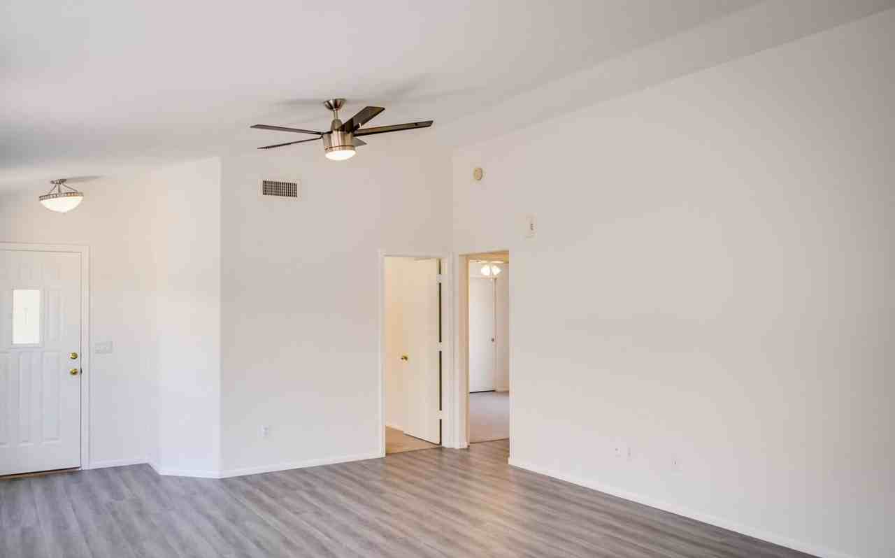4366 E Hartford Ave - Photo 4 of 19