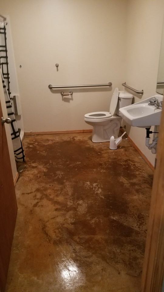 139 S Husband St #2 - Photo 4 of 5