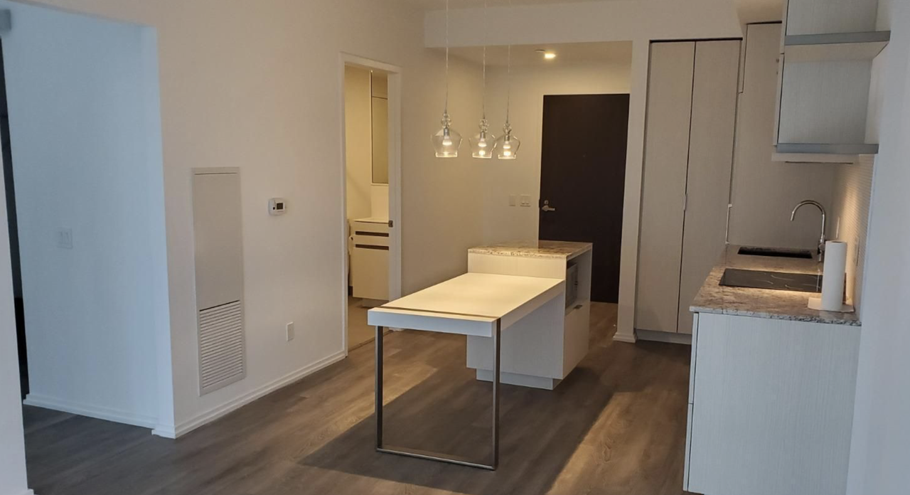 197 Yonge Street - Photo 4 of 12