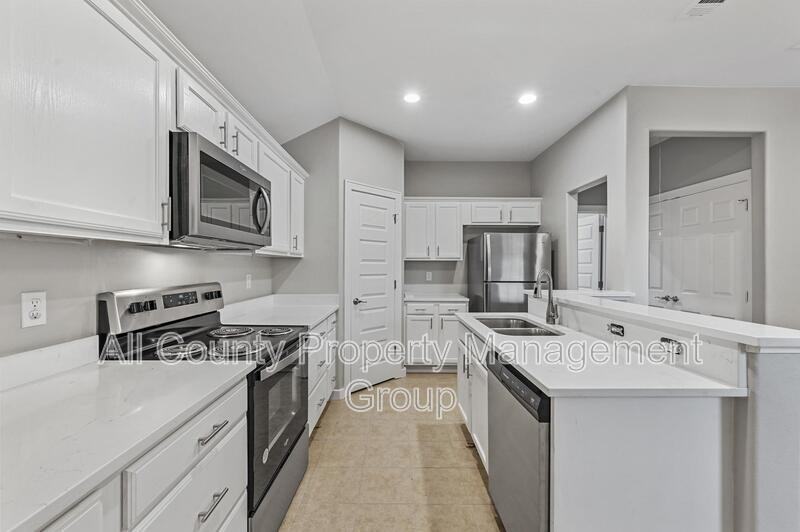 1810 Life Ave - Photo 4 of 19