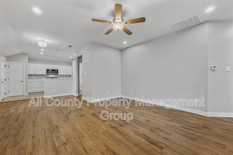 1810 Life Ave - Photo 7 of 19